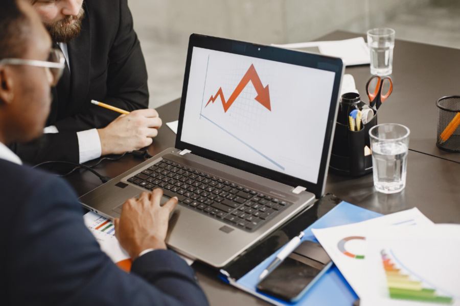 How Companies Stay Ahead of Brand Reputation Risks Online